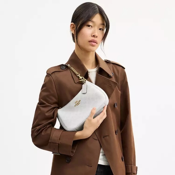 NWT! 🧧 🎁 Style#CV933, Coach Teri Shoulder Bag in White/Gold/Chalk - Picture 13 of 15